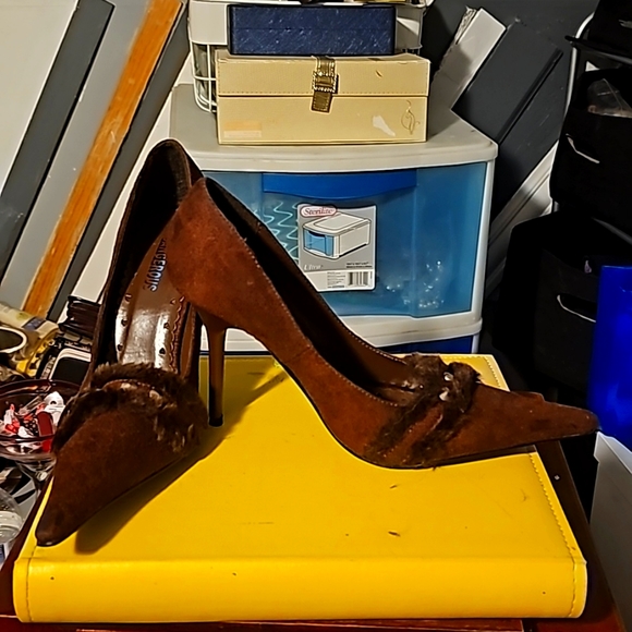 New Suede w/Fur Designer Shoes by Dangerous, Sz 8, Brown, Pointy Toe, 3" - Picture 7 of 10